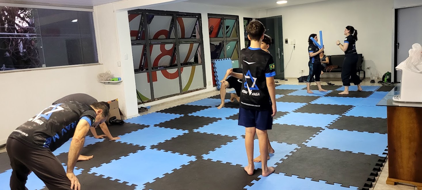 Aula de Krav Maga na Smart Defence